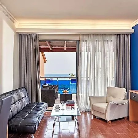 Hotel Senses Nautica Blue Exclusive & Rhodes By Anayia